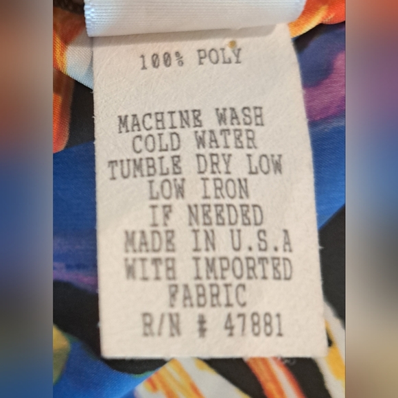 La Palapa Black Floral Abstract Tie-Side Swim Sarong with Multicolor Print - Picture 6 of 7